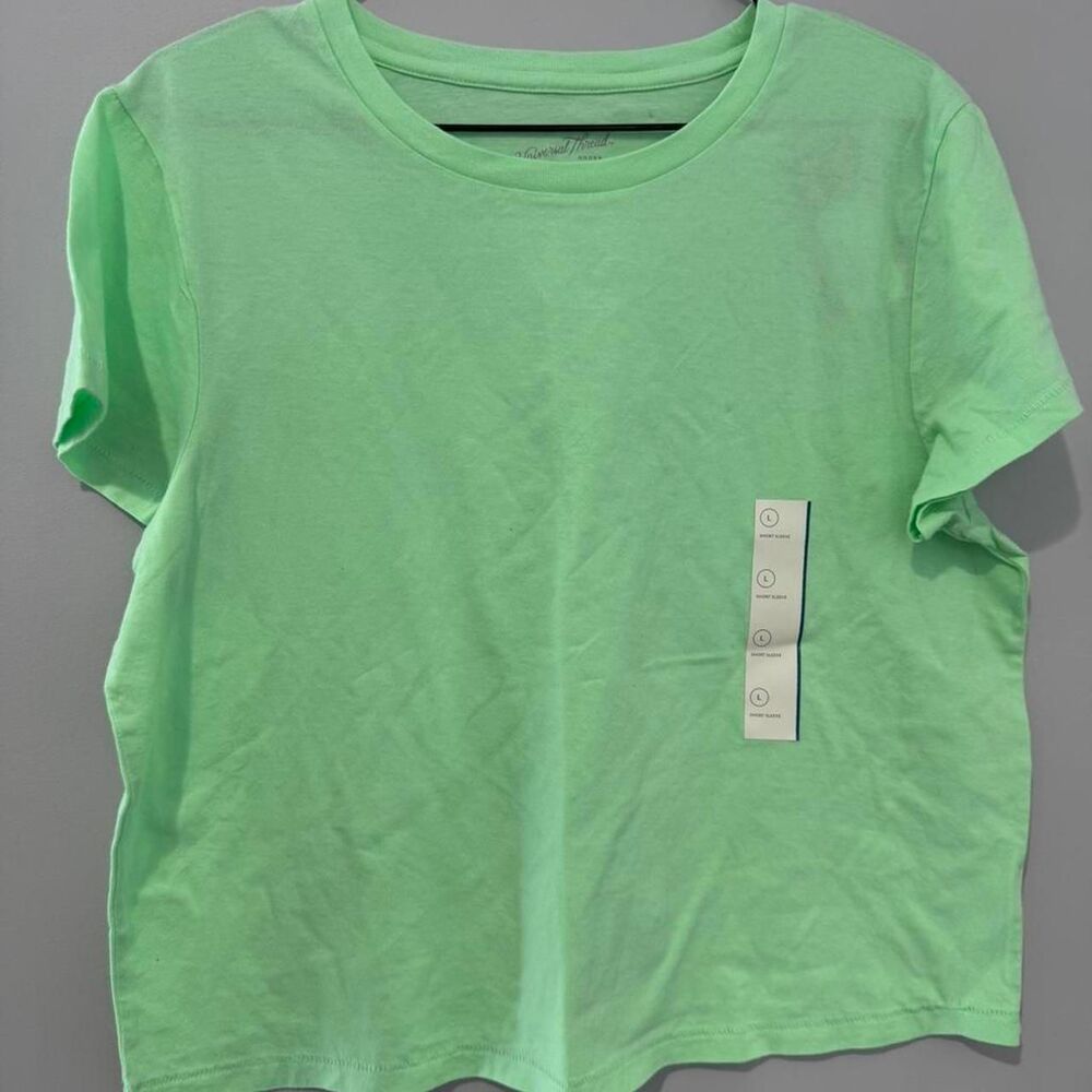 Universal-thread Women's Green T-shirt